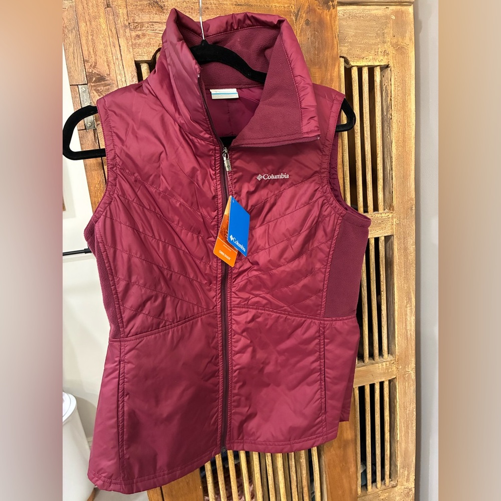 Columbia Raspberry fleece-lined Vest